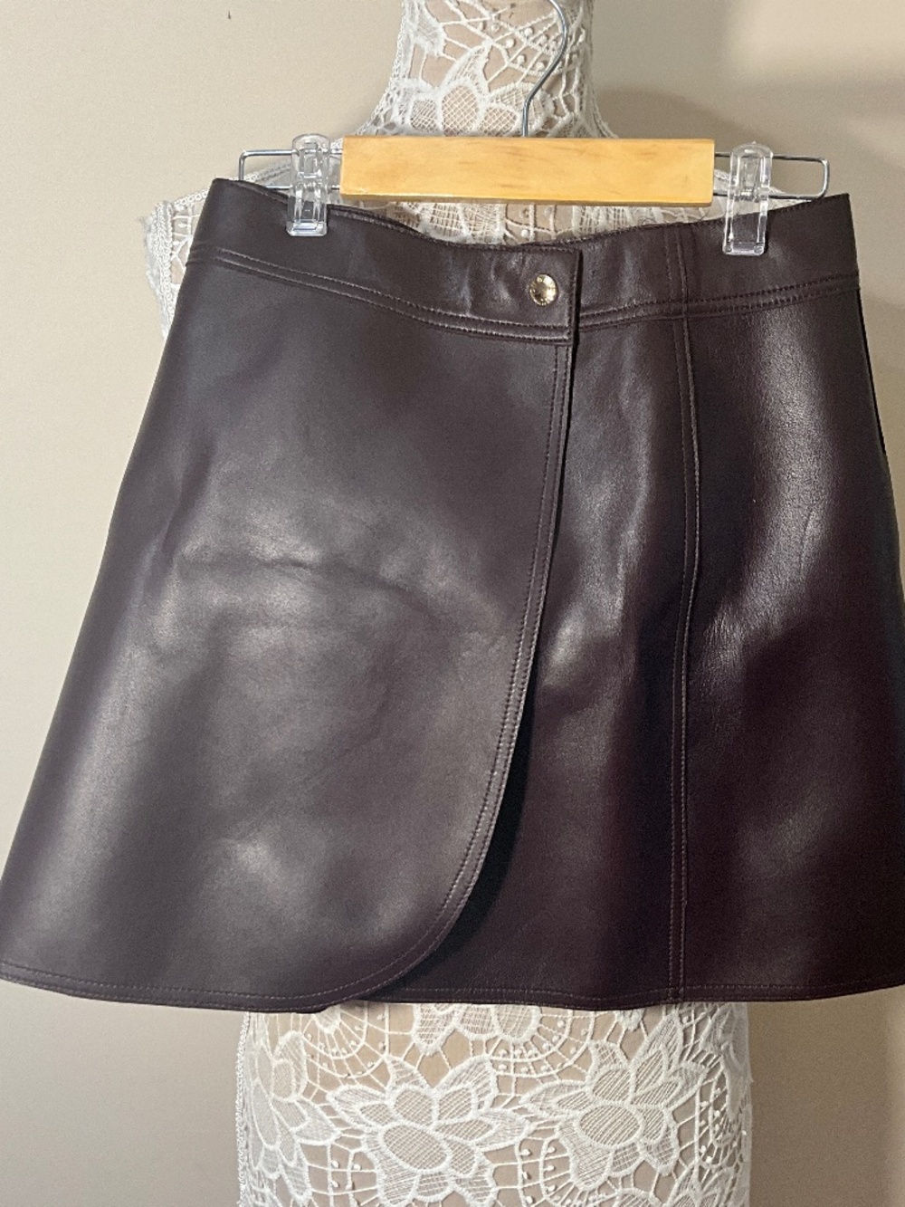Authentic Louis Vuitton Lambskin Leather Mini Skirt Japan exclusive brown VCCW10